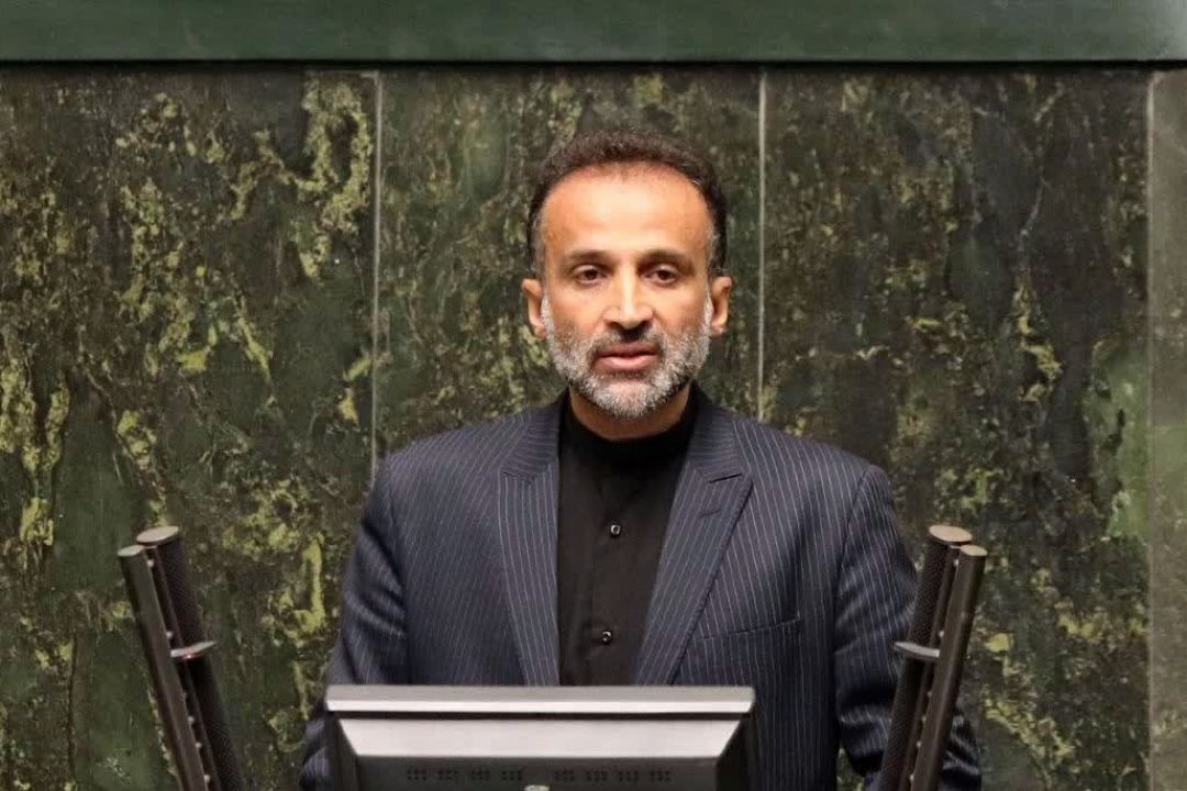 تدوین طرح تقویت ارزش پول ملی، یك ضرورت فوری است/ تبدیل وضعیت نیروهای شركتی در بن‌بست تصمیم‌گیری