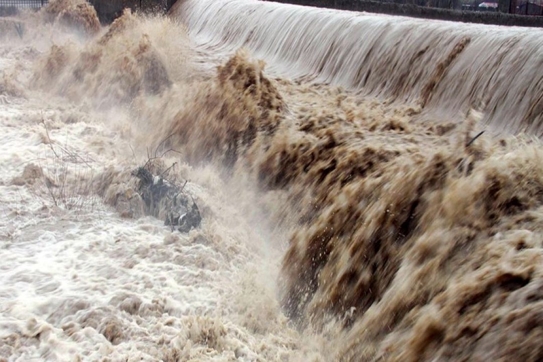 300 میلیارد مترمكعب آب باران در كشور از چرخه مصرف خارج می‌شود