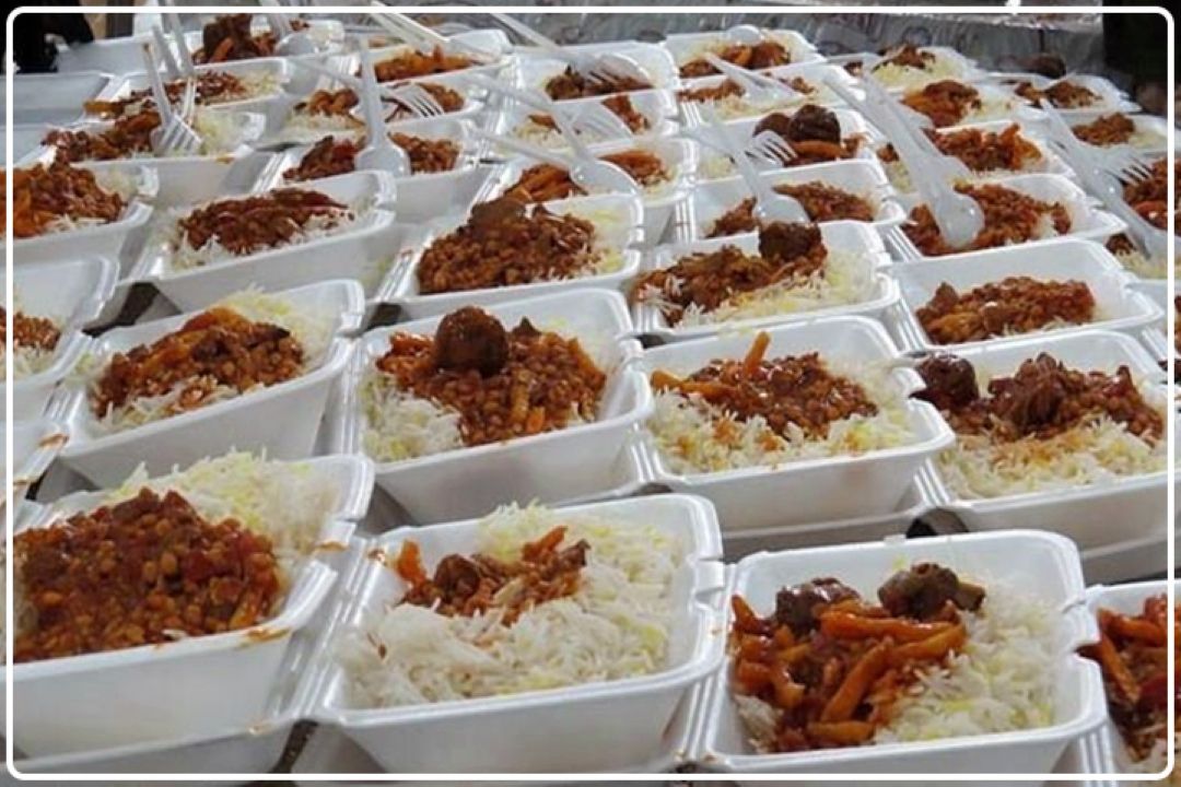  كمیته امداد تهران 800 هزار وعده غذای گرم بین نیازمندان توزیع كرده است