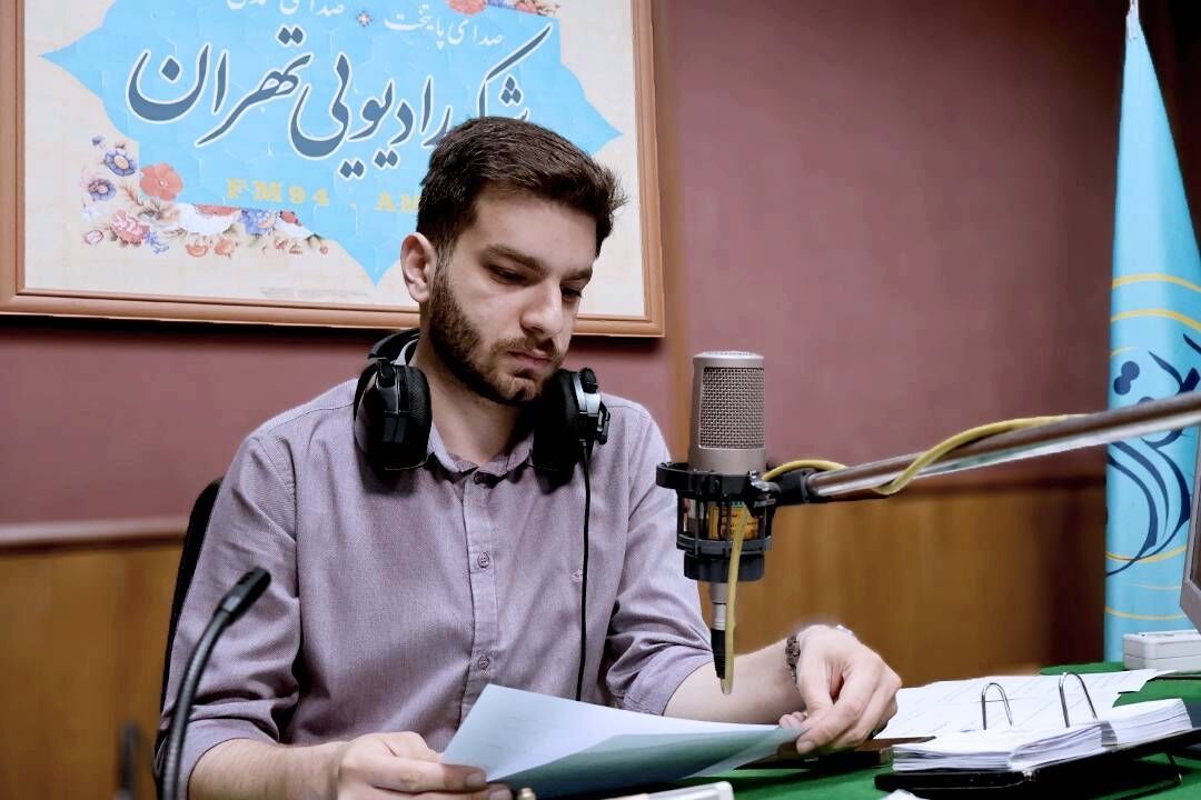 در كلام گوینده رادیو باید آرامش و اقتدار موج بزند/ امیدآفرینی در روزهای جنگ