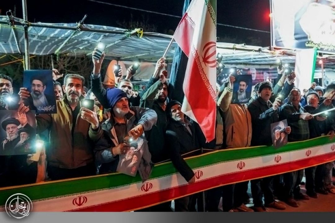 رستاخیز بی‌نظیر ملت ایران در پرتو رهبری ولایت‌فقیه