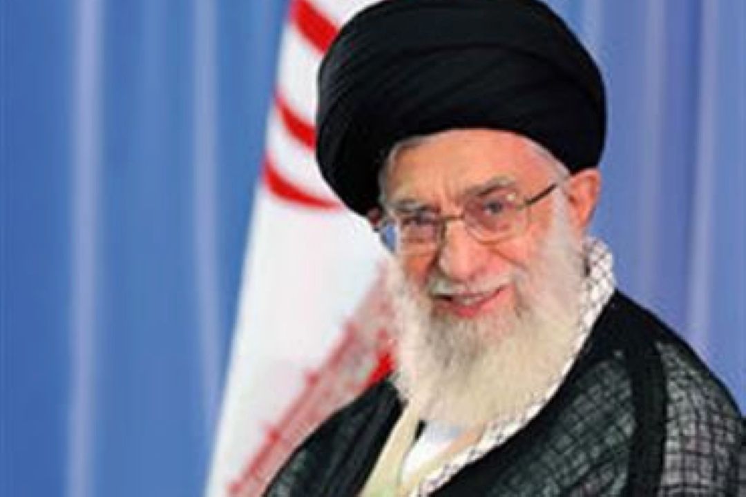 استفاده از حروف خارجی بر روی لباس و...