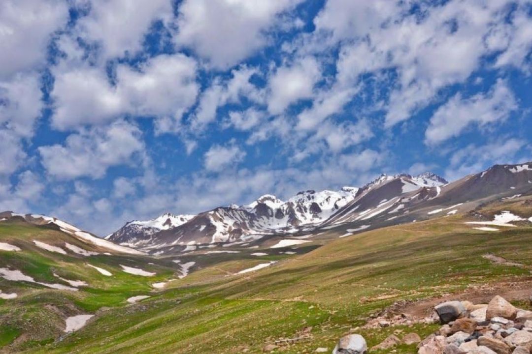 بی بهونه در تهران؛ نوروزگردی در رادیو تهران