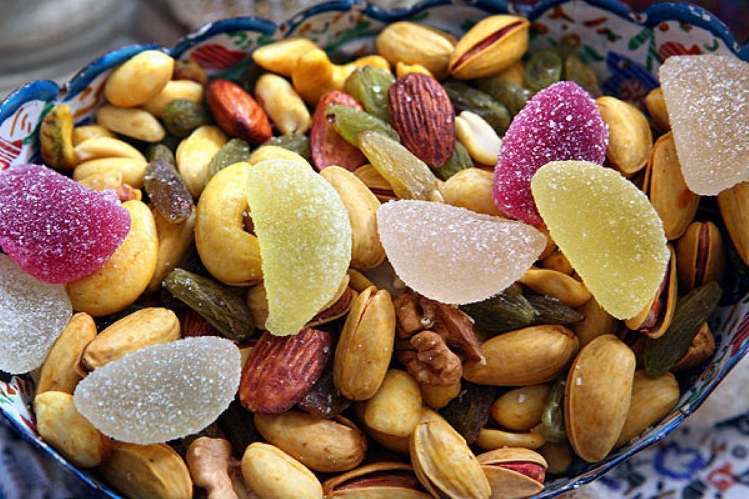 «عصر صبا» با "آجیل فروشان" 
