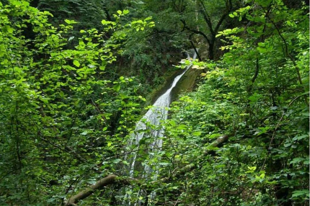 آبشاری در خراسان شمالی 