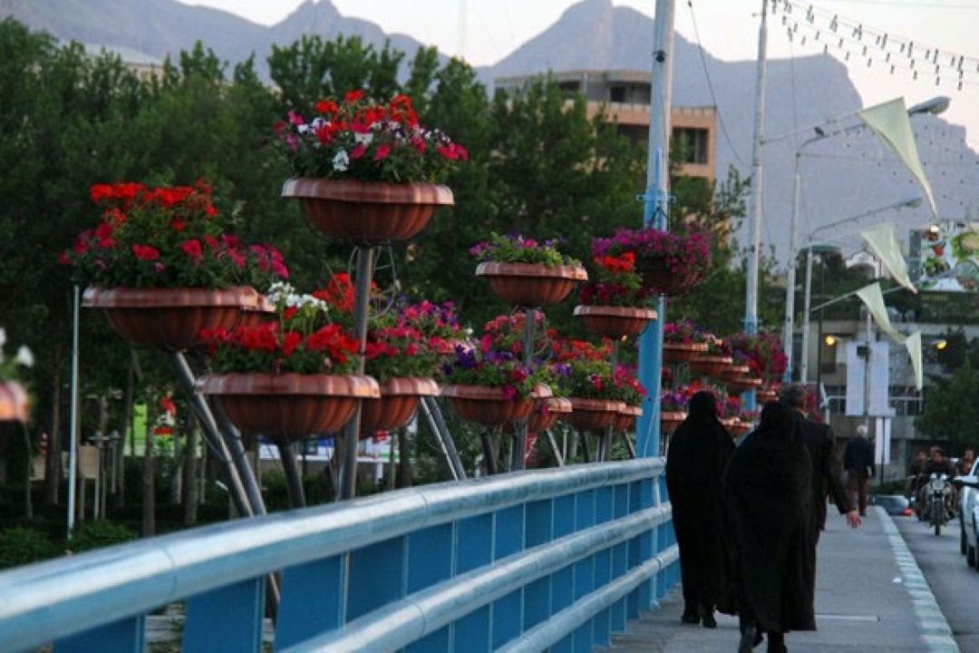  آموزش رفتارهای شهروندی از رادیو تهران 
