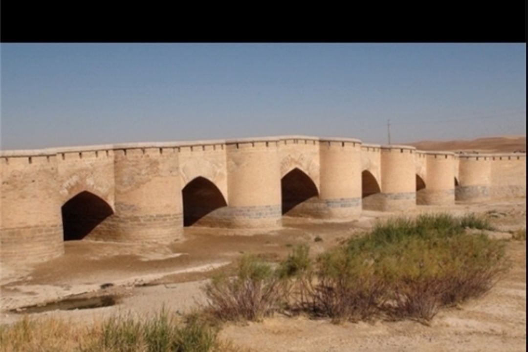 پل فرهاد آباد در جاده قدیمی بیجار 