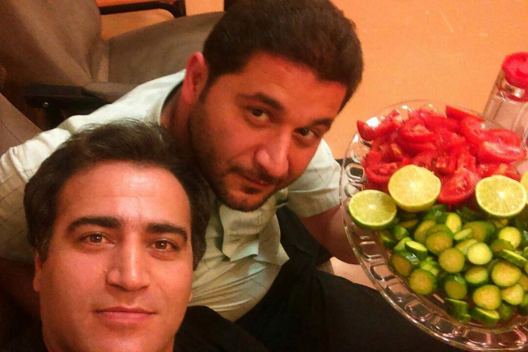 تغییر زمان و مجری شیرین بیان