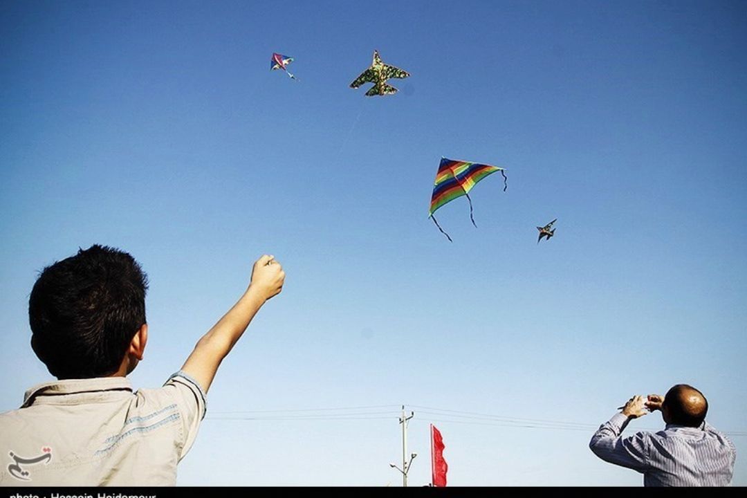 حرف بچه را از راست بشنوید 