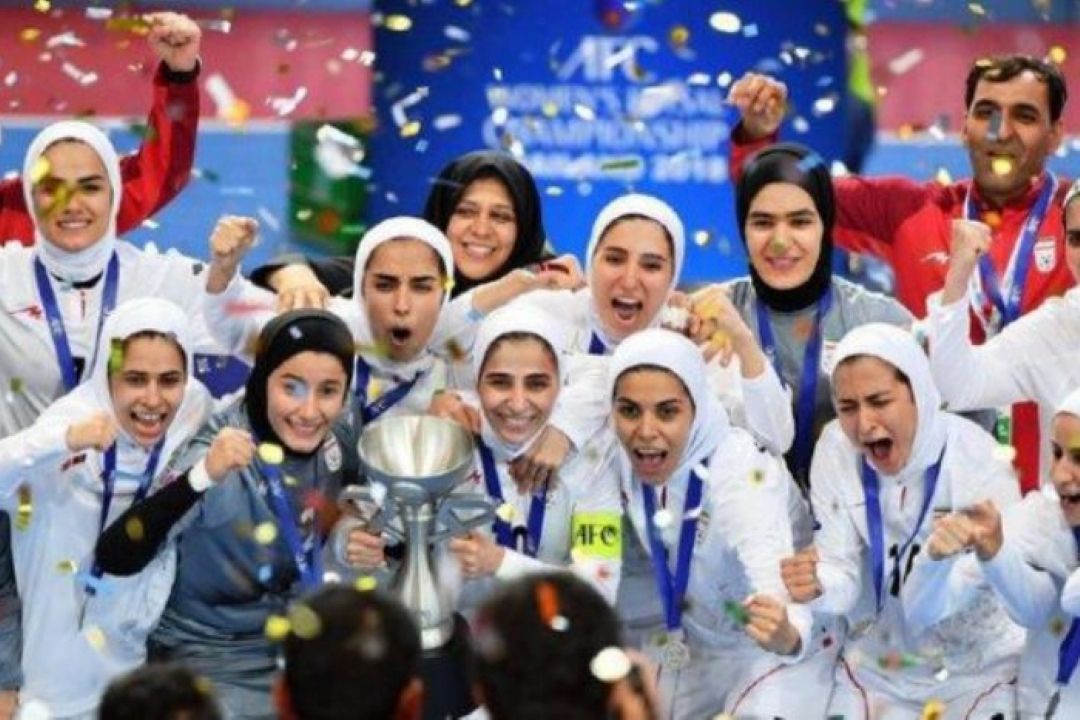 فضای مجازی و ورزش كاران حرفه ای 