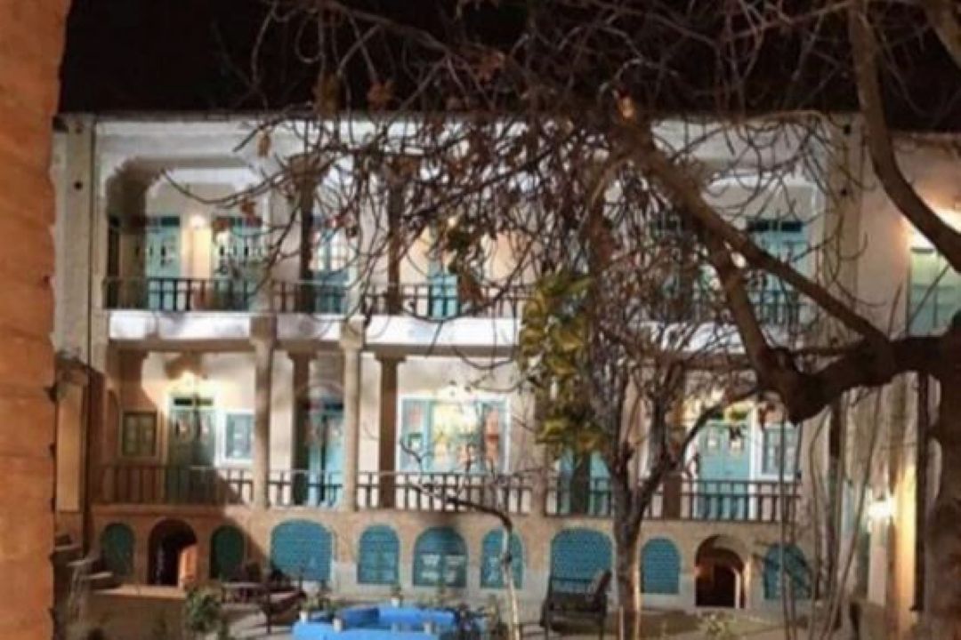 گذری در تهران 