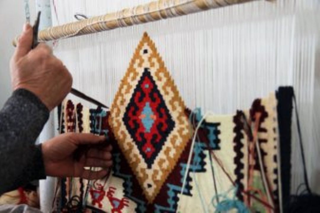 گچمه ‌بافی هنری زیبا، اصیل و ماندگار