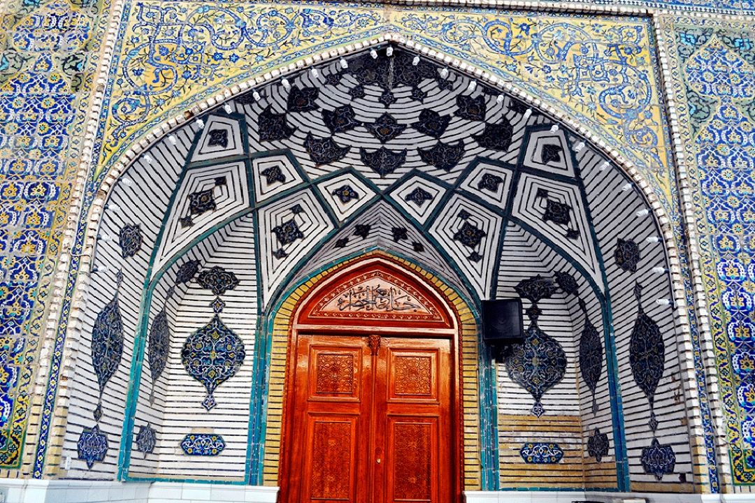 آشنایی با 