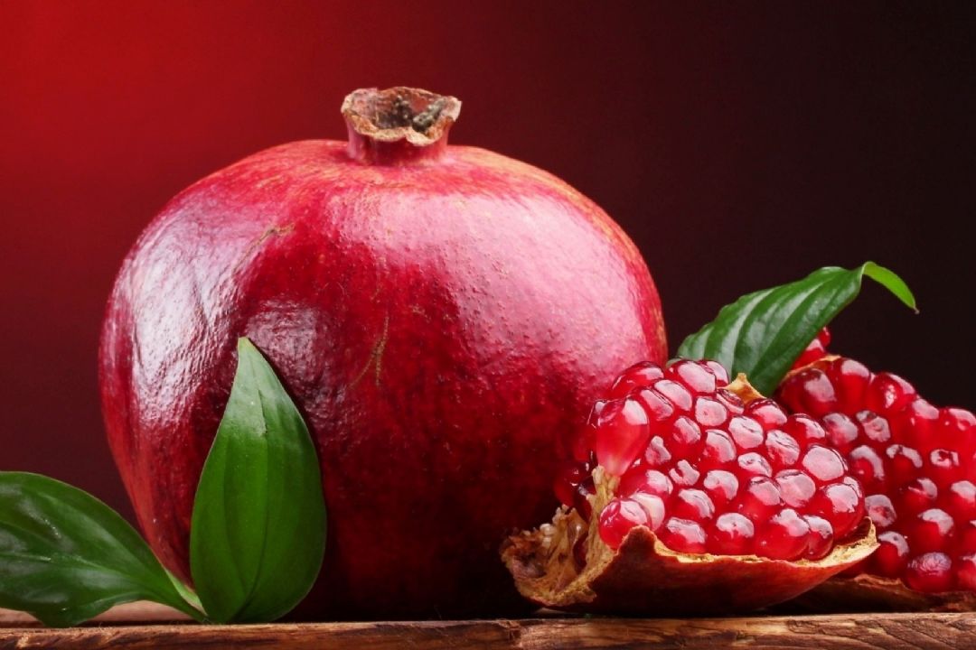 شب یلدا با «شب انار» از رادیو تهران