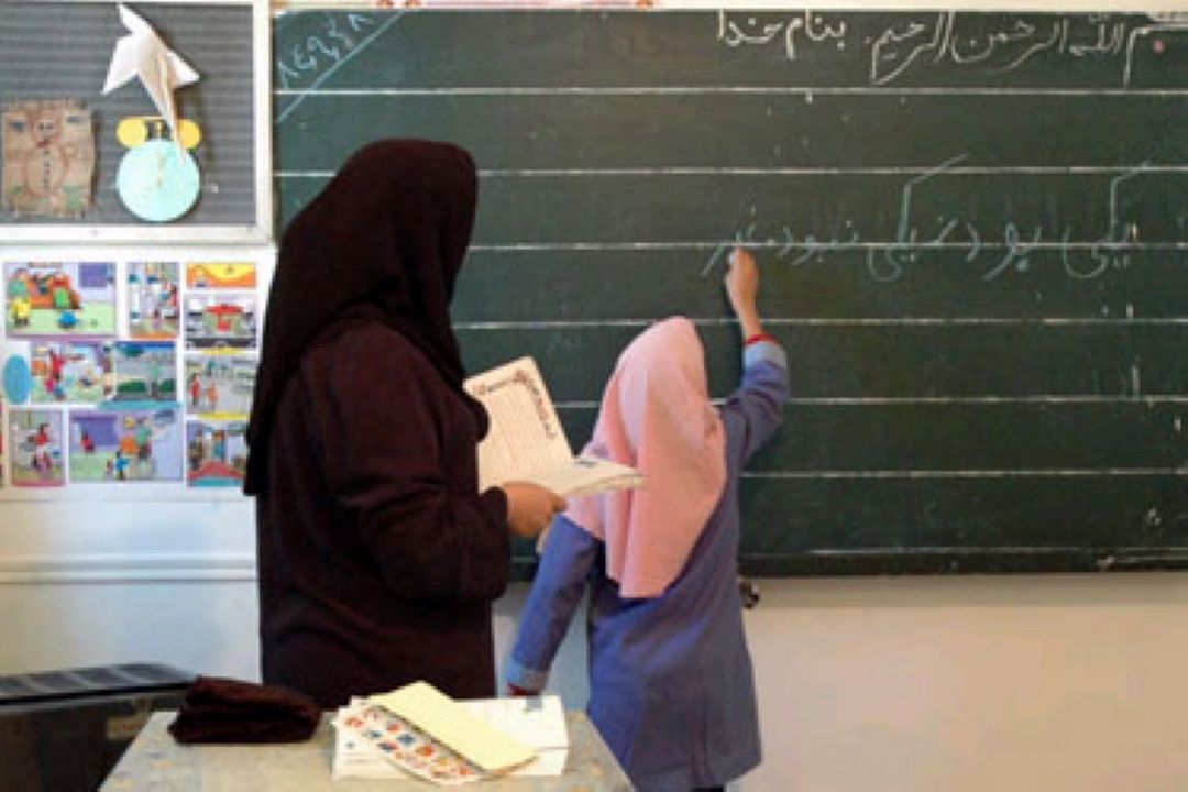 افتخار به گذشته و امید به آینده شعار آموزش پرورش 