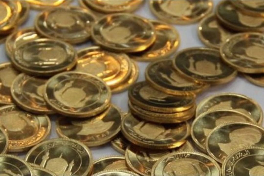 كاهش قیمت طلا 