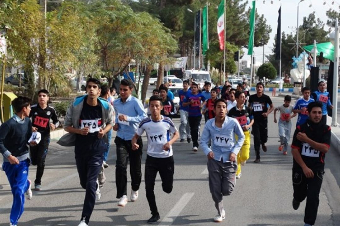 فرهنگ سازی دو و میدانی دانش آموزان در فصل تابستان 