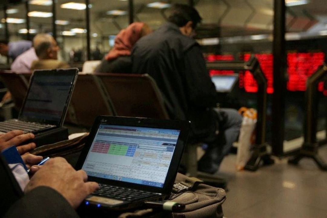 ارزش خالص معاملات بورس به 300 میلیارد تومان رسید