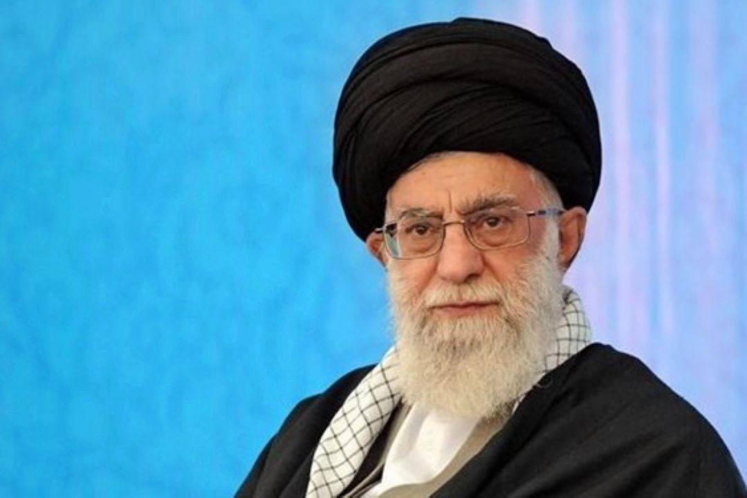 دستور رهبر انقلاب در پی سقوط هواپیمای مسافربری/ لزوم پیگیری تقصیرهای احتمالی و مراقبت از عدم تكرار