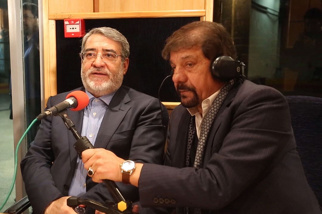 مردم جشن انتخابات را به جشن مقاومت تبدیل می كنند