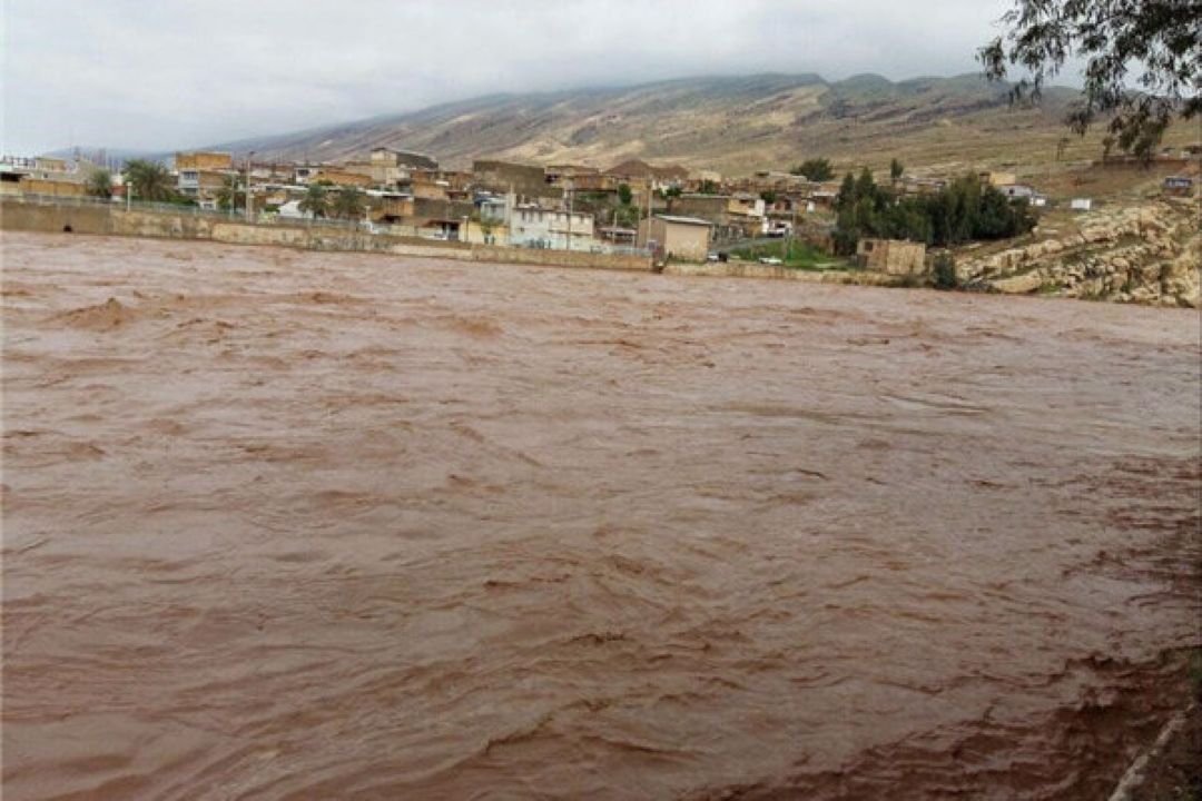 آمادگی 15 سالن ورزشی بروجرد برای سیل احتمالی 