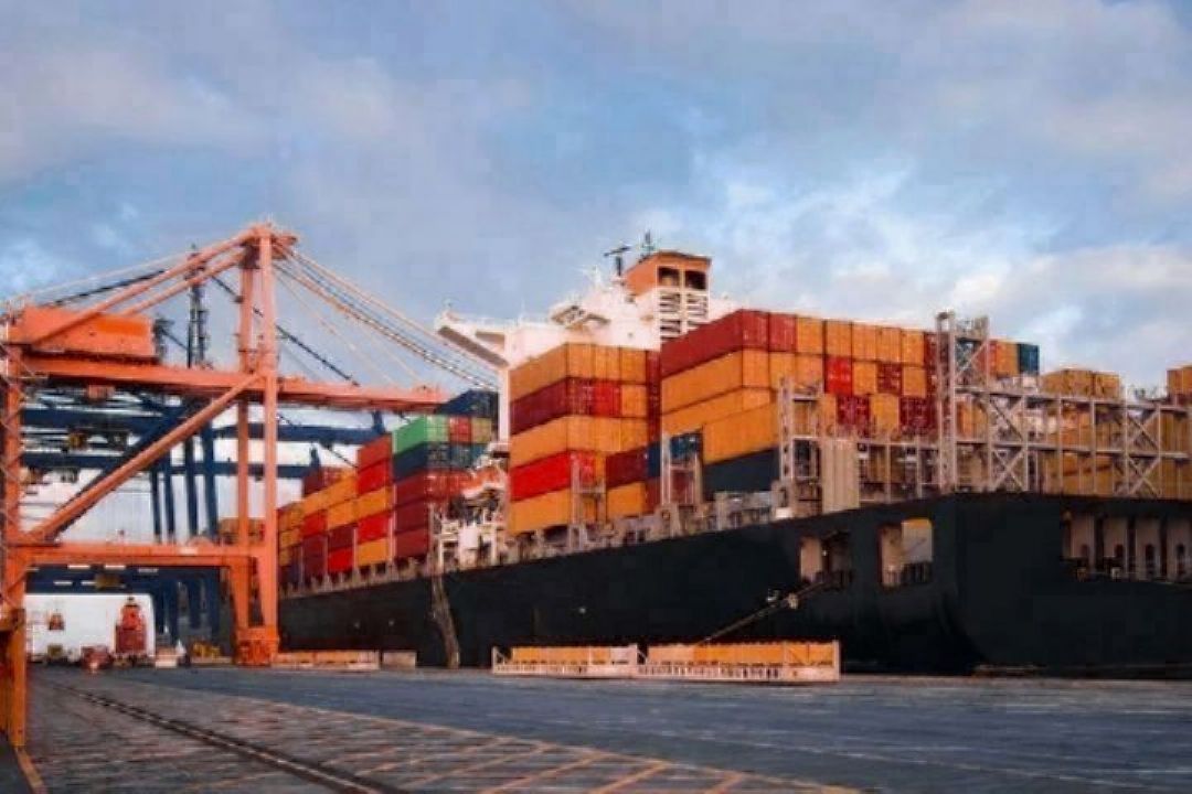نقش اصناف در كاهش یا افزایش واردات به كشور در 