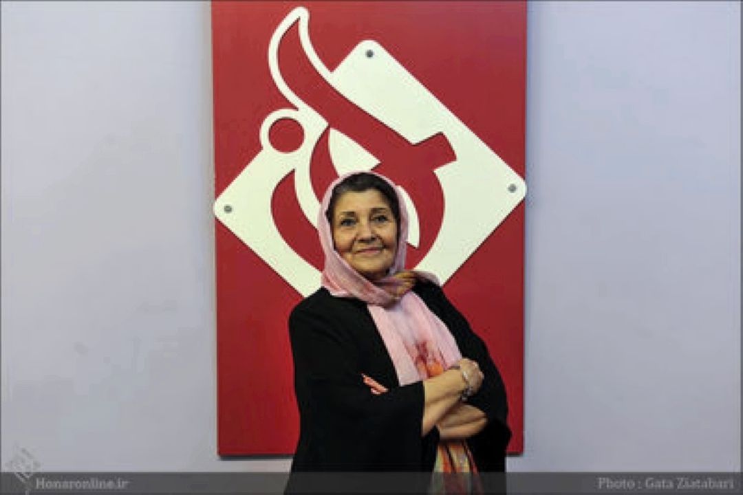 بررسی تئاتر كاربردی و تئاتر درمانی در برنامه 