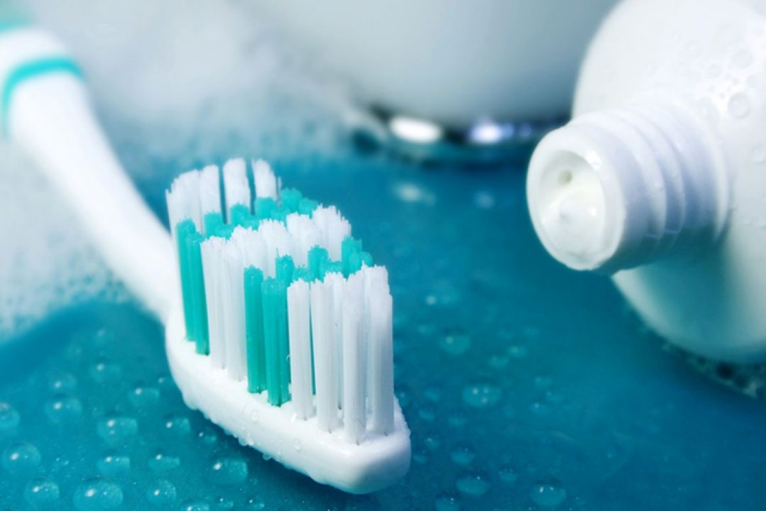 چگونه مسواك بزنیم؟