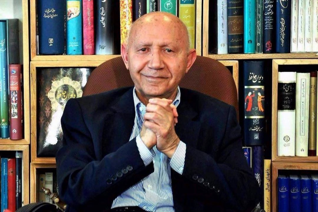 ماه فرو ماند از جمال محمد