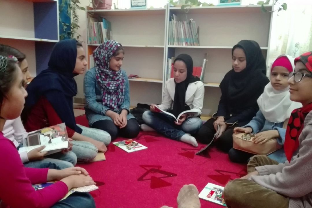 بیانیه جمعی از بچه ها 