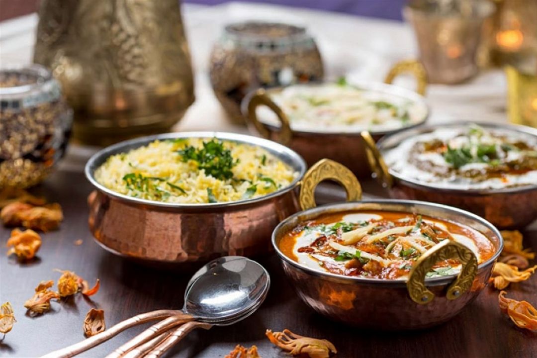 چه غذاهایی را در ظروف مسی طبخ نكنیم؟
