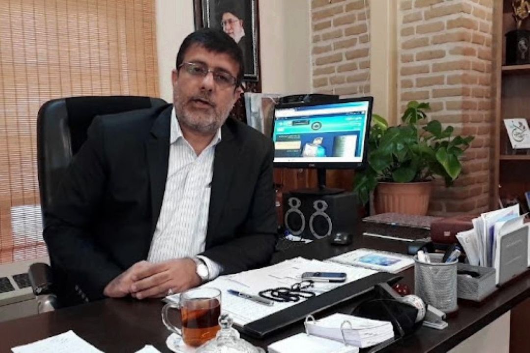 مجتبی تونه ای داور بوی سیب 