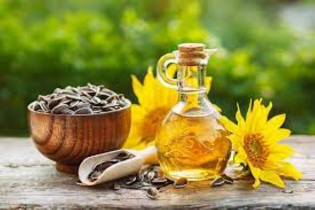 بهترین روغن های پخت و پز برای سلامت افراد مسن