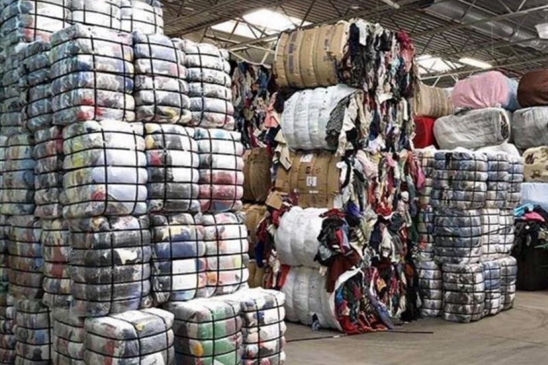 نایب رییس اتحادیه تولید و صادرات نساجی و پوشاك ایران از قاچاق پذیر بودن صنعت پوشاك خبر داد