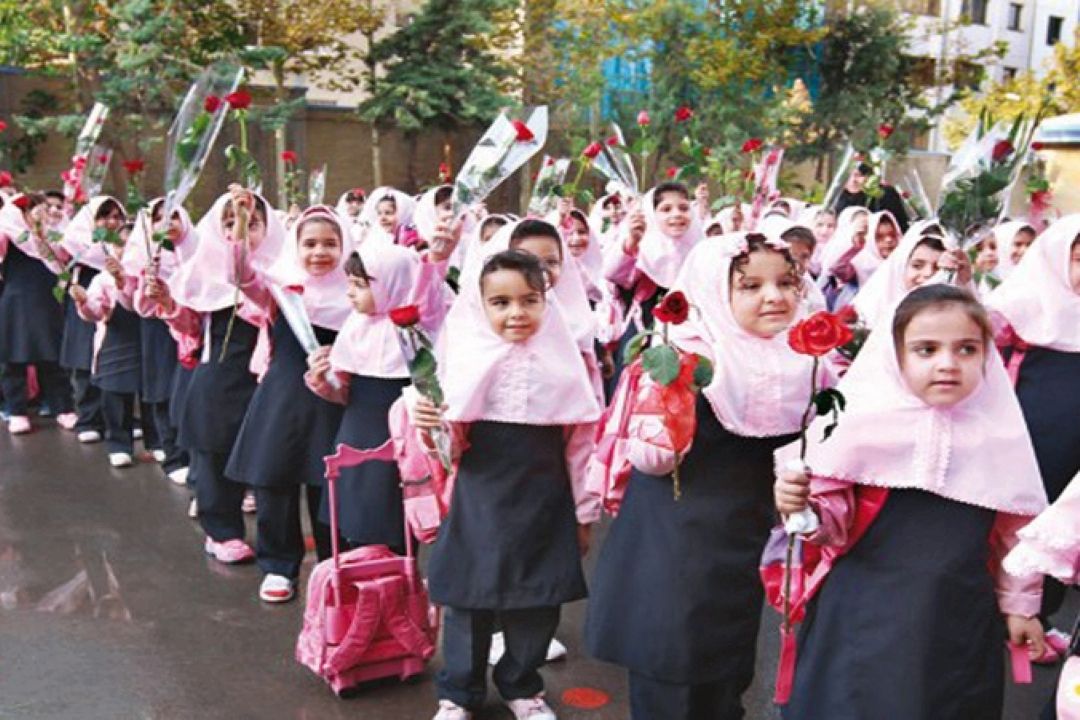 بررسی نقش معلمان كلاس اول در ایجاد انگیزه برای تحصیل در دانش آموزان