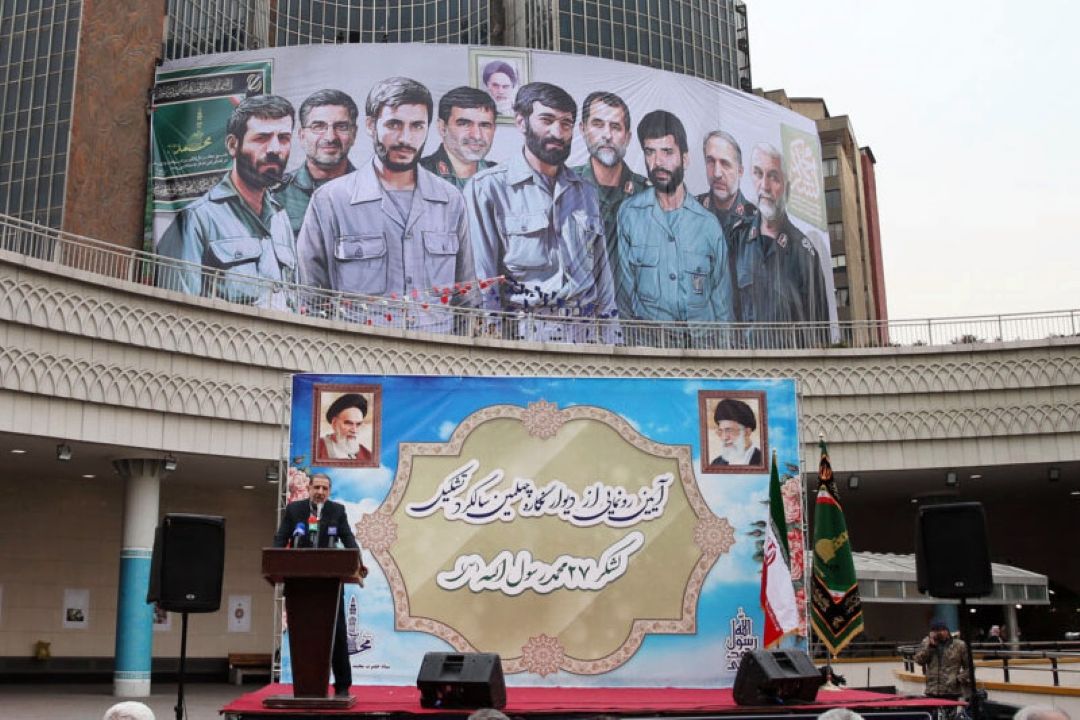 رونمایی از دیوارنگار لشكر محمد صلوات الله علیه در میدان ولیعصر 