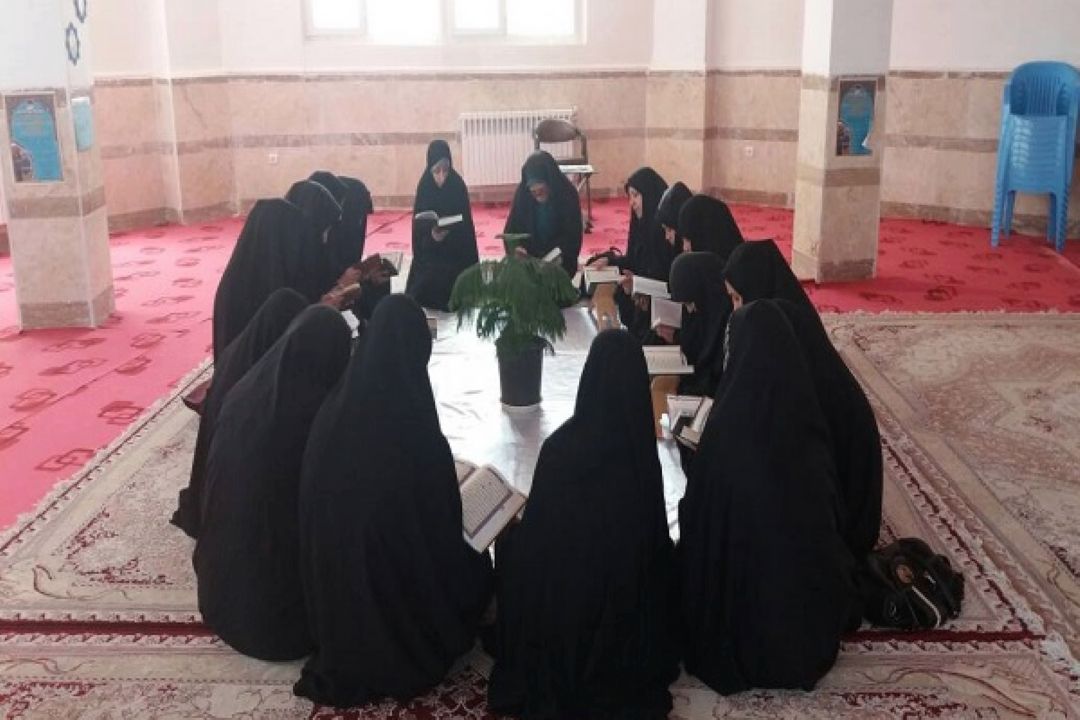 برنامه‌های قرآنی حوزه‌های علمیه خواهران در ماه مبارك رمضان